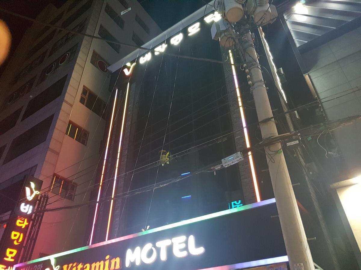 בוסאן Vitamin Hotel מראה חיצוני תמונה