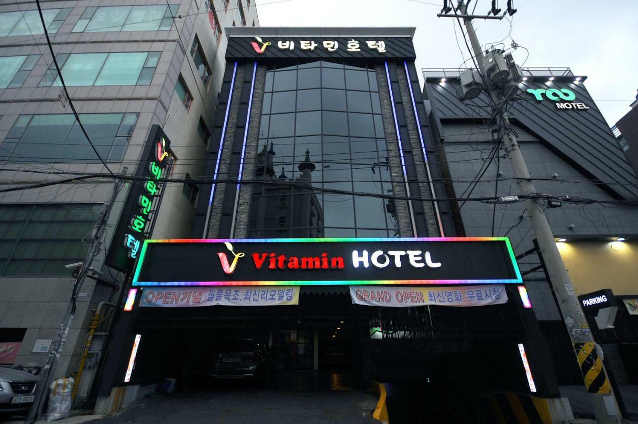 בוסאן Vitamin Hotel מראה חיצוני תמונה