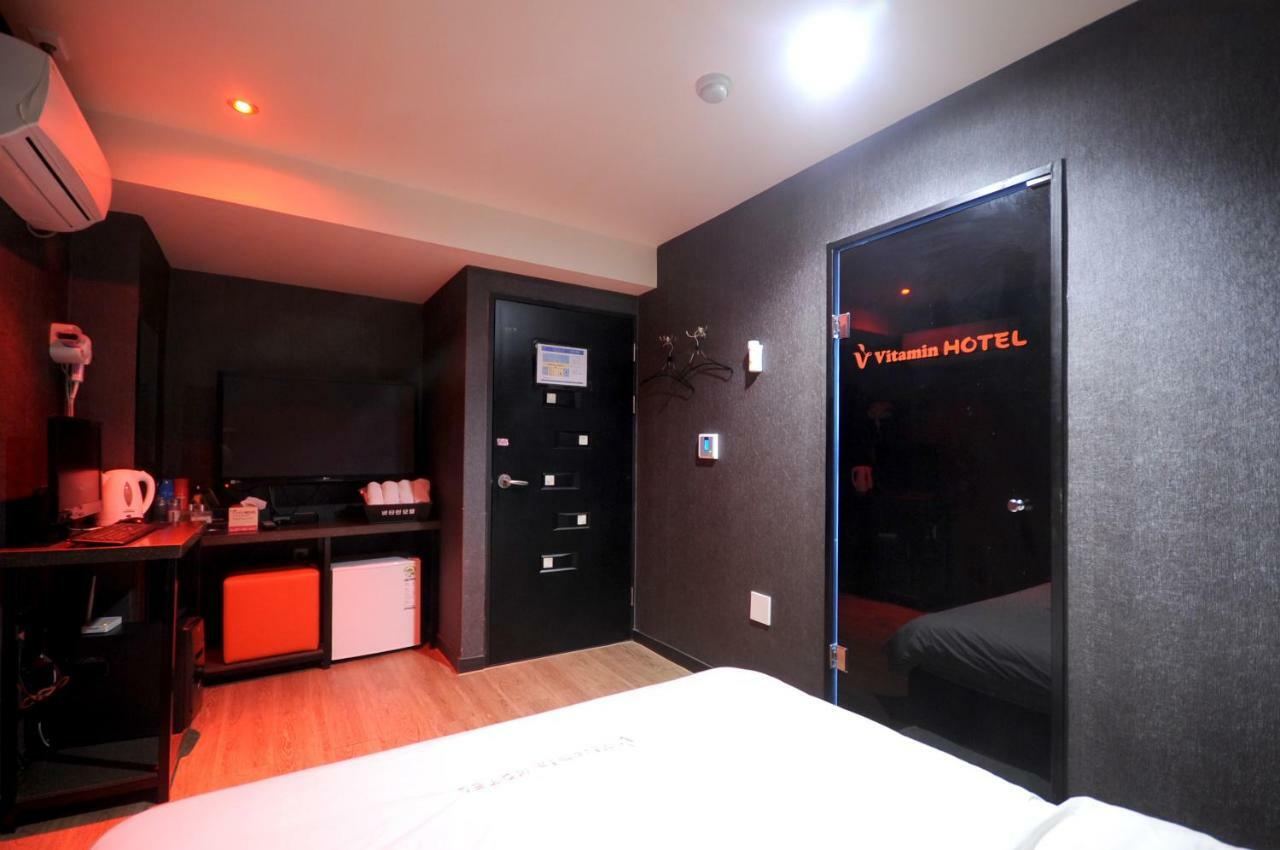 בוסאן Vitamin Hotel מראה חיצוני תמונה